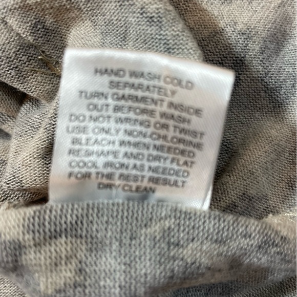 Moondance crowl neck leopard print super soft top - Picture 5 of 10